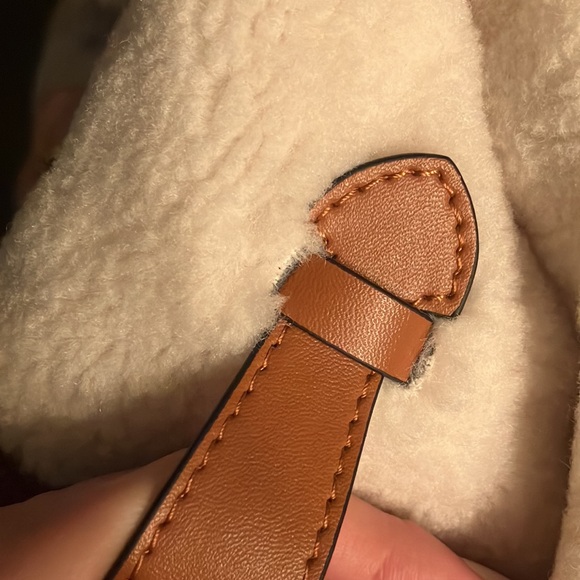 Source Unknown White and Brown Fleece Bag - Picture 11 of 12